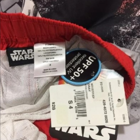 Red Star Wars Boys Swim Trunks Shorts Bathing Suit Swimsuit UPF 50+ Board - Picture 3 of 3